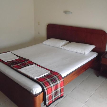 סטאברוס Christos Rooms מראה חיצוני תמונה